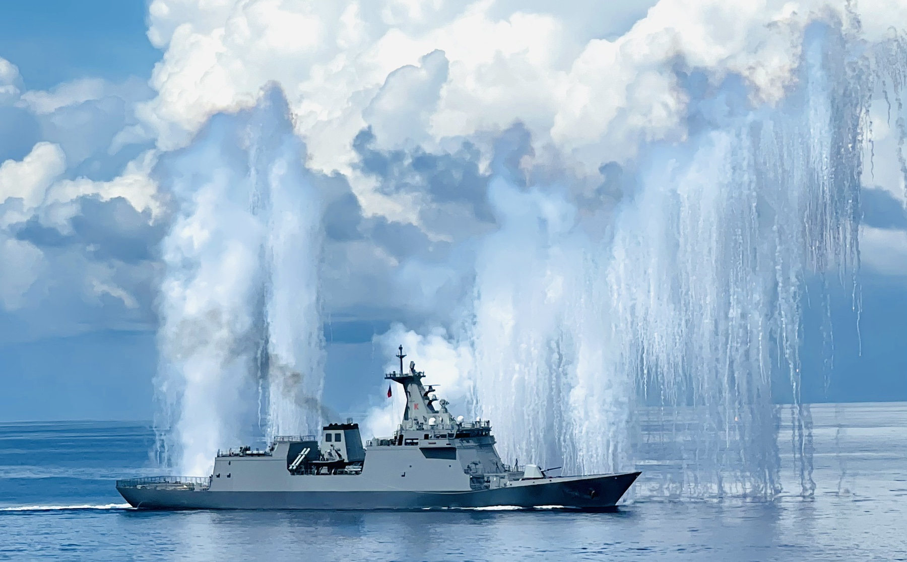 Philippine Navy BRP Antonio (FF-151) Luna Showcases Anti-ship Missile Capabilities