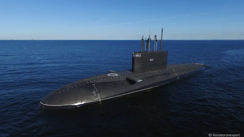 Kilo-class Project 636 large diesel-electric submarine.