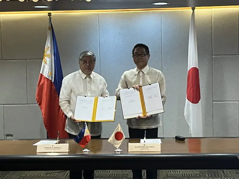 This 1.1-billion-yen grant aid seeks to procure a state-of-the-art Satellite Data Communication System for the Philippine Coast Guard (PCG).