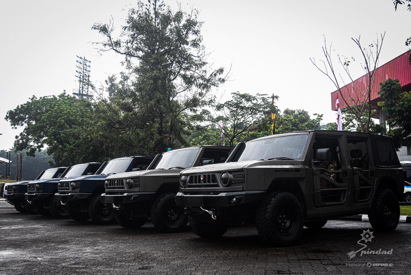 Maung special operations vehicles
