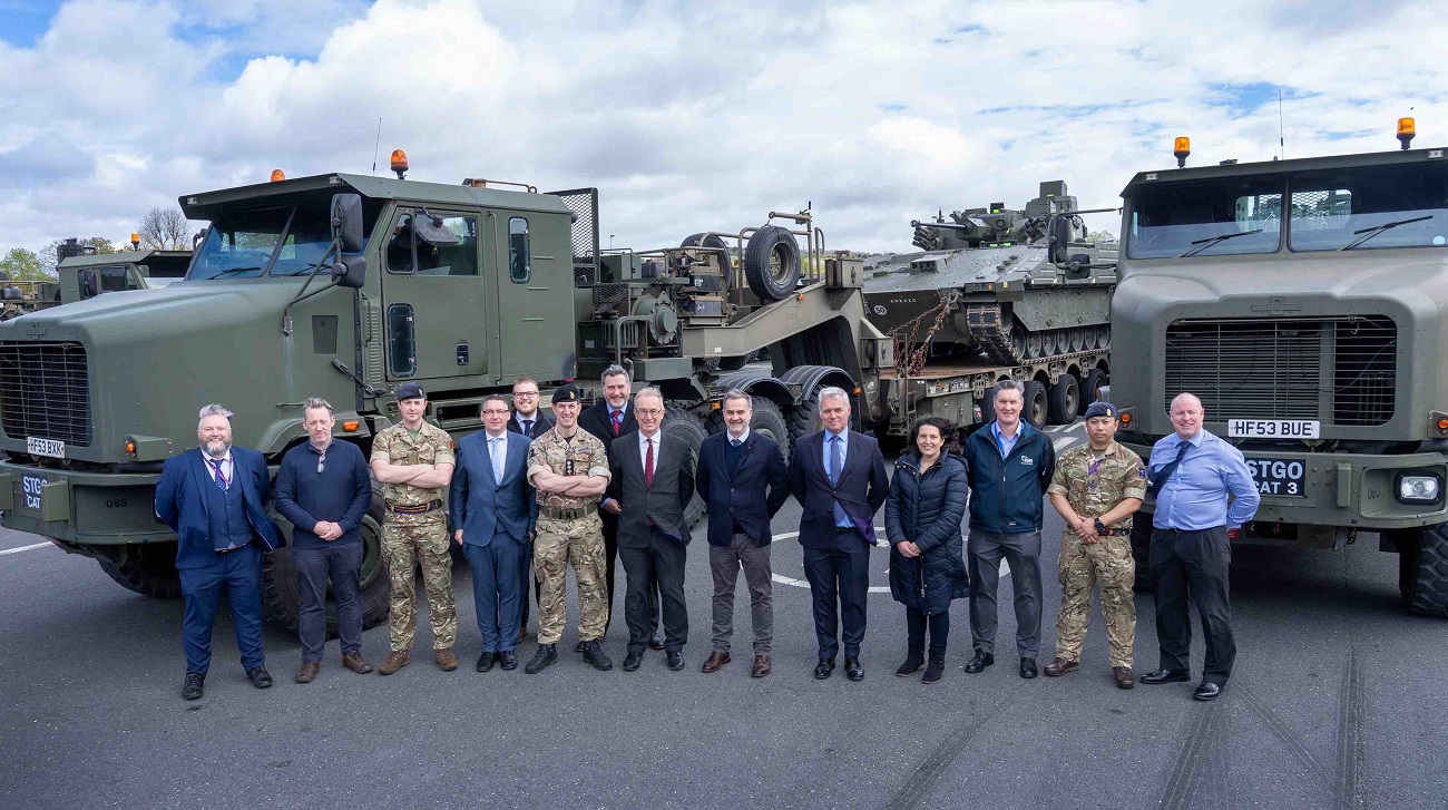 UK DE&S Secures Heavy Equipment Transport (HET) Vehicles for British Army