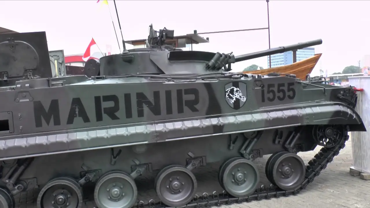 Indo Def 2016: BMP-3F – modified for amphibious operations