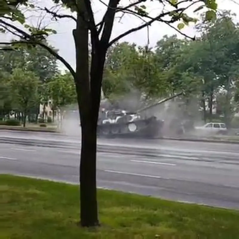 Tank Loses Control And Takes Out A Light Pole