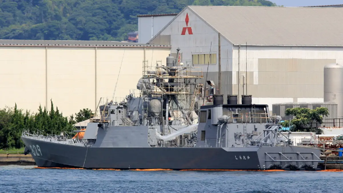Shiritaka (PG-829) Hayabusa-class patrol boat