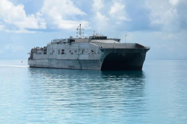 The United States and Philippines navies start Sama Sama training activity