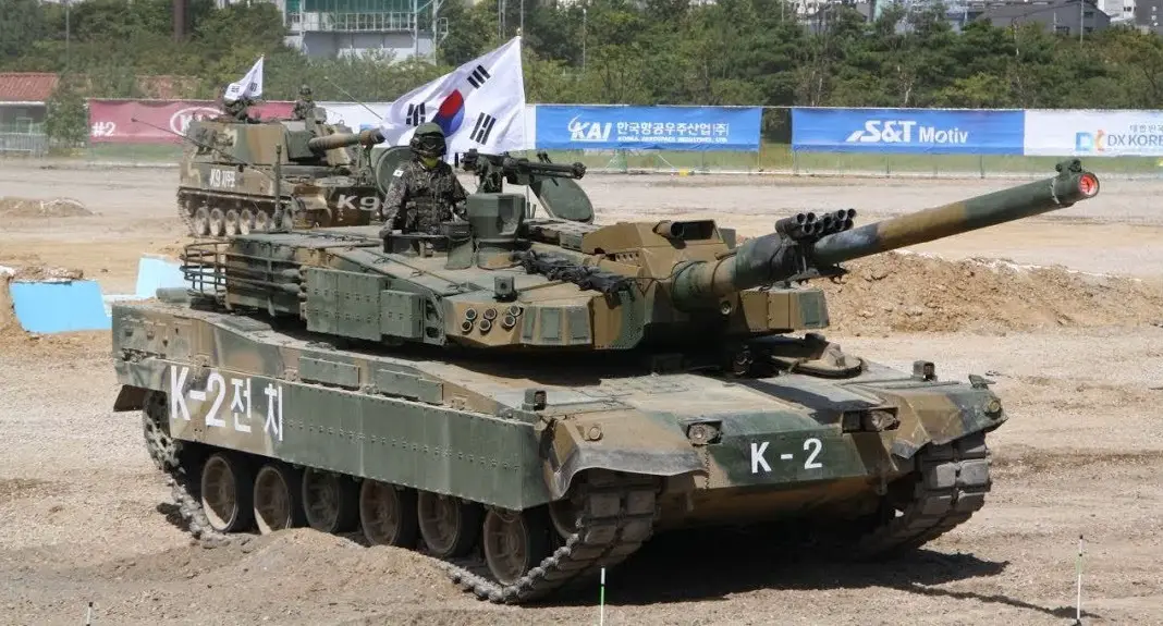 South Korea K2 Black Panther K1A1 main battle tank K1 AVLB review at DX Korea 2018