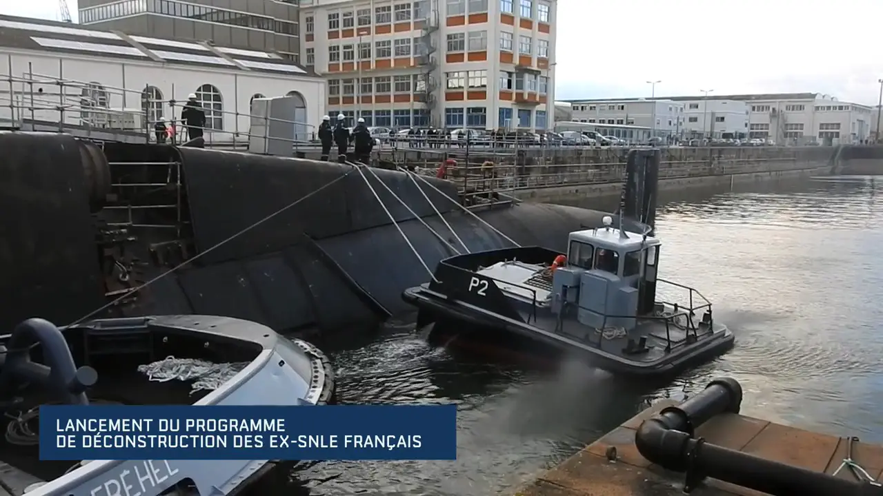 The Deconstruction of the SNLE Le Tonnant Submarine
