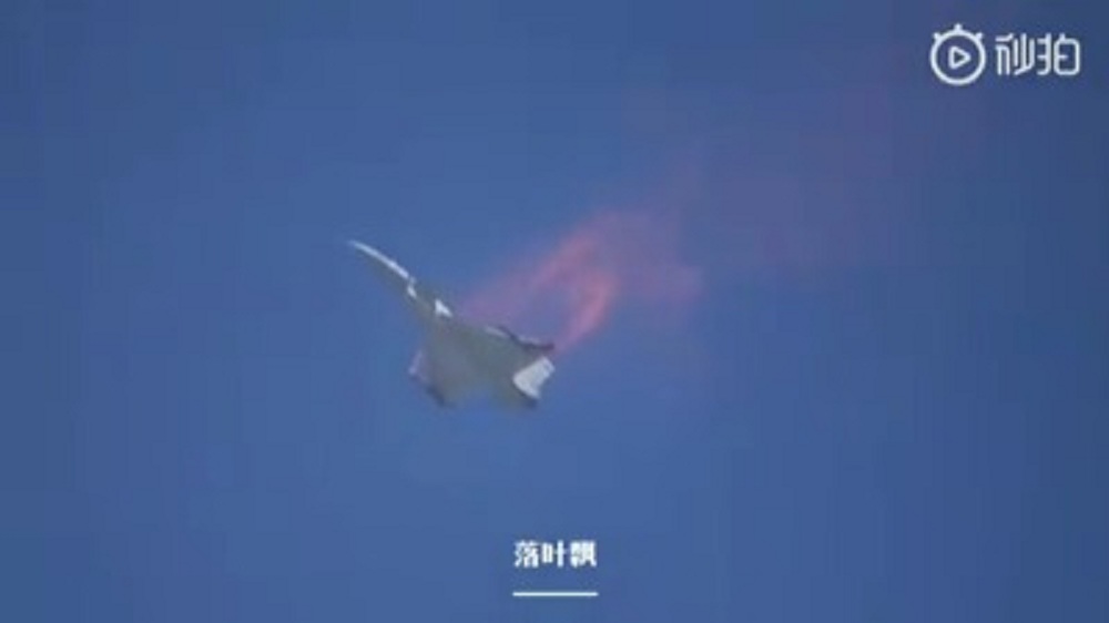 Chengdu J-10B TVC performed Cobra maneuver