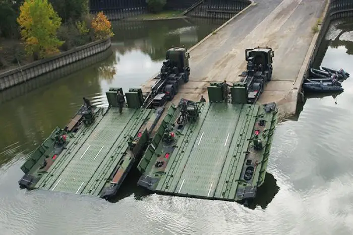 Upgraded PFM F2 Tactical Floating Bridge by CNIM