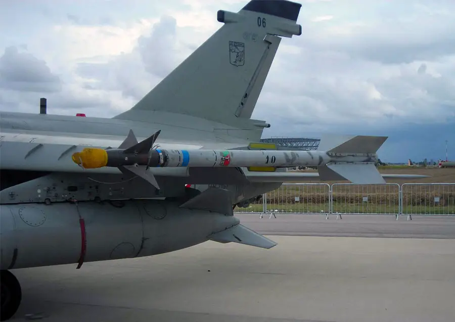 Raytheon Company wins $434 million contract modification for AIM-9X tactical missiles