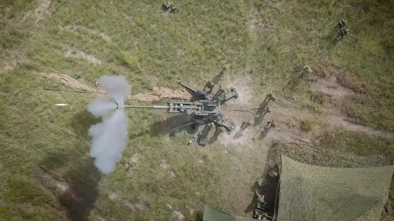 Japan Ground Self Defense Force (JGSDF) fired its FH-70 Howitzers out to 25 kilometres