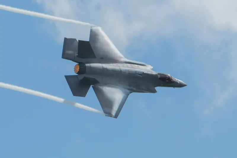 Although not named in this article, China's theft of F-35 technology it then used to develop its own J-20 stealth fighter is one of the best-known instances of technology theft by a foreign nation. 