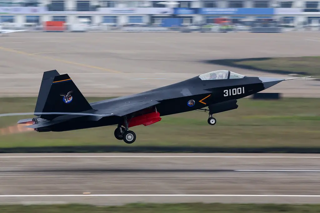 Shenyang J-31 (F60) stealth multirole fighter at the 2014 Zhuhai Air Show