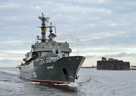 Baltic Fleet training ship Perekop enters the Mediterranean Sea
