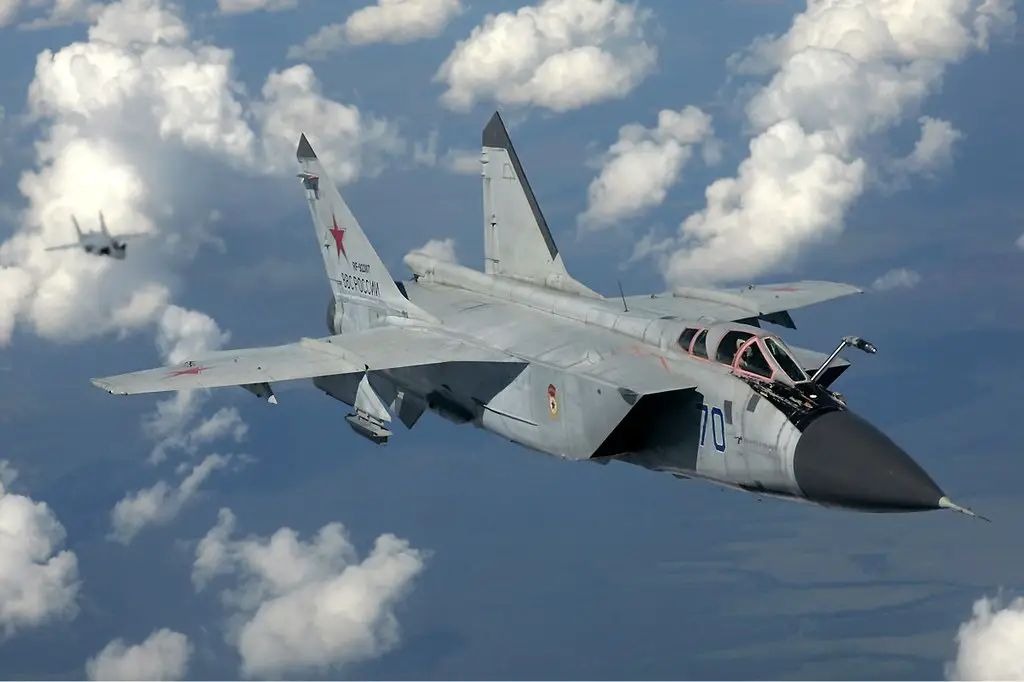 Russian Navy MiG-31K to be Armed with Kinzhal Hypersonic Missiles