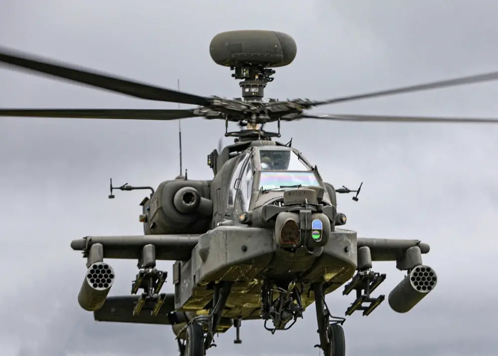 AH-64D Apache Attack Helicopter with APG-78 LONGBOW Fire Control Radar (FCR)