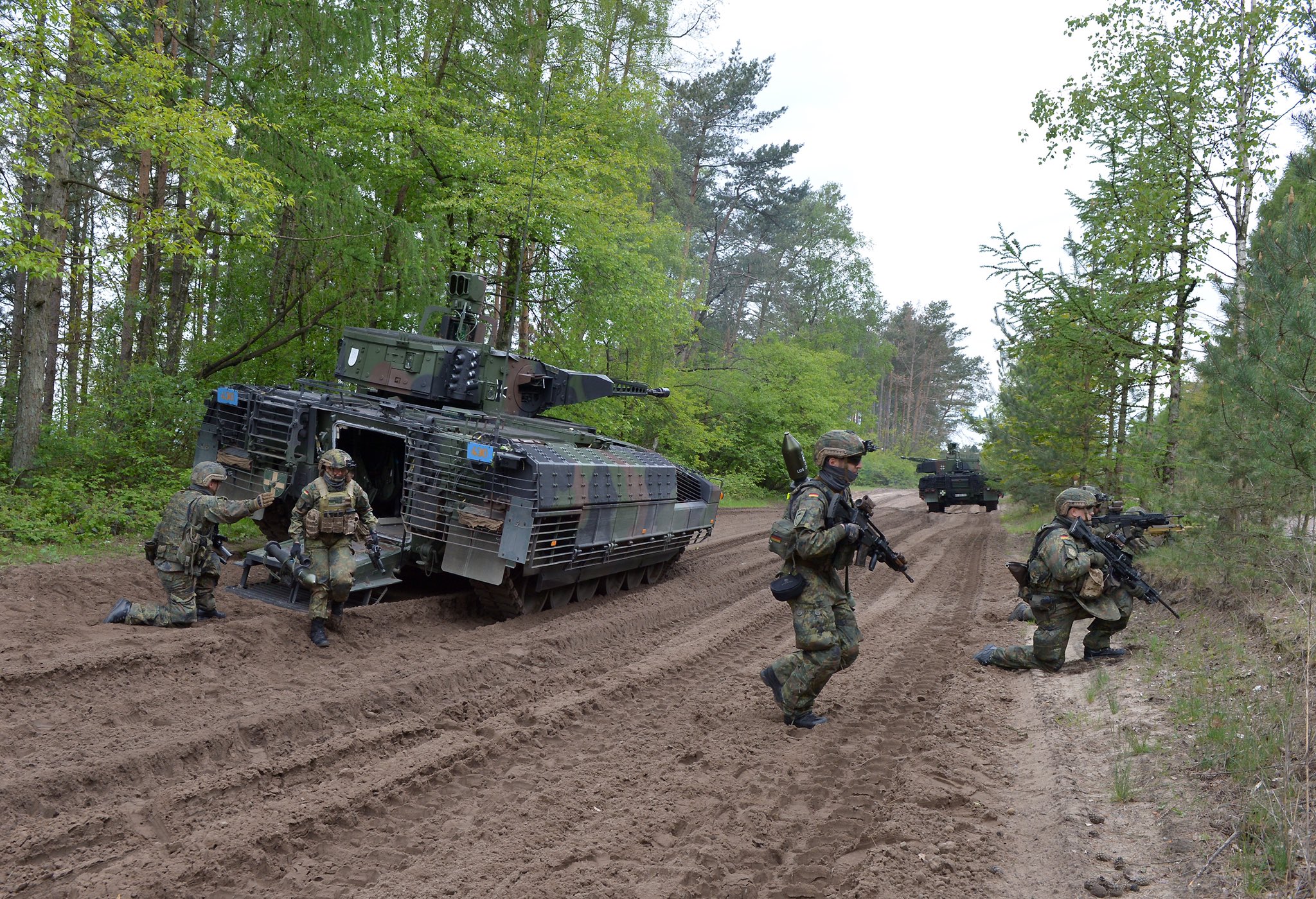  Rheinmetall to Supply Laser Duel Simulators for Puma Infantry Fighting Vehicle