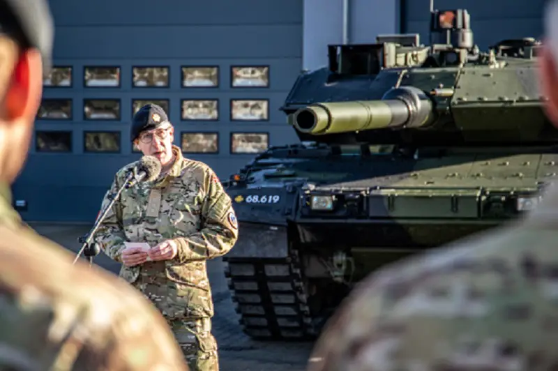 Royal Danish Army Receives First Leopard 2A7V Main Battle Tank