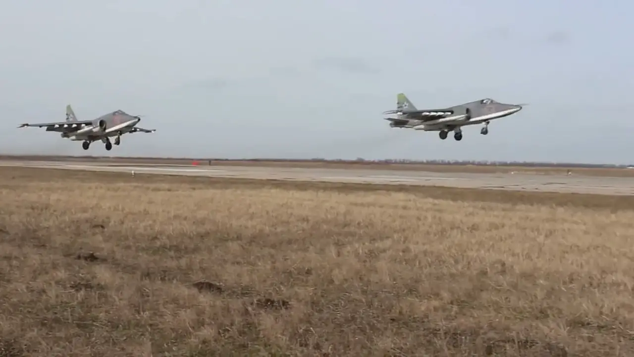 Russian Southern Military District Su-25SM Grach Destroys Surface Targets