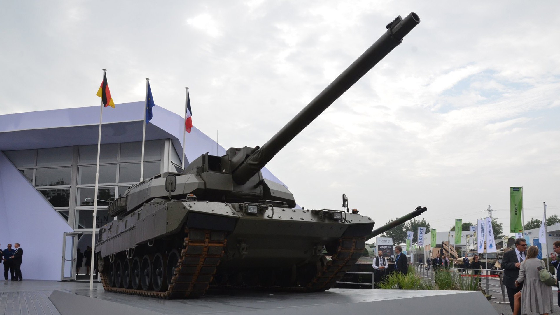 Franco-German defence company, KMW+Nexter Defense Systems (KNDS) unveiled a new Euro Main Battle Tank (EMBT) concept at the ongoing Eurosatory 2018 exhibition at the Paris-Nord Villepinte Exhibition Centre in Paris, France.