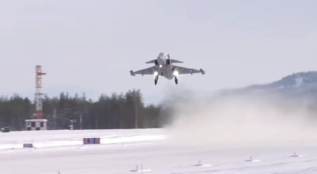 Saab Flies Gripen E to Vidsel for Cold Weather Trials