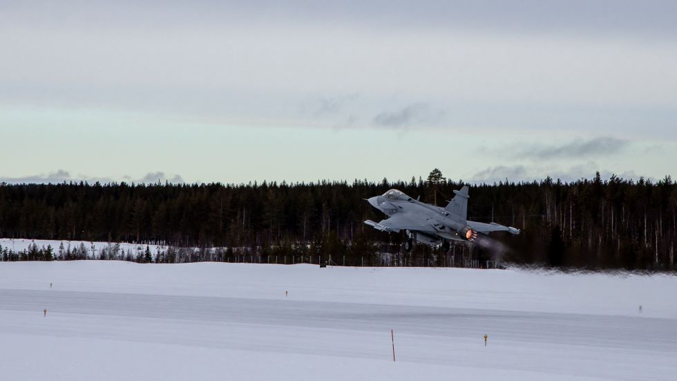 Saab Flies Gripen E to Vidsel for Cold Weather Trials
