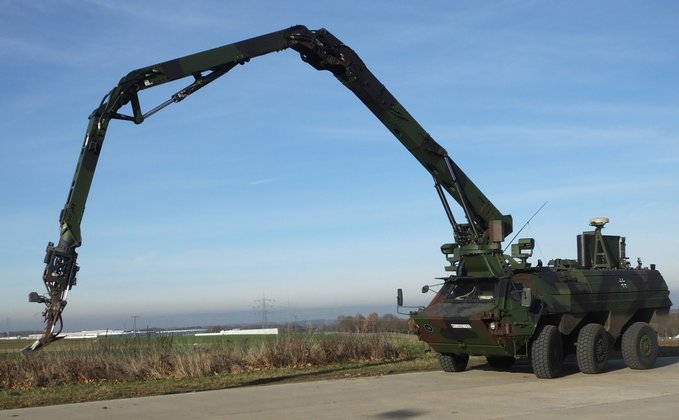 Rheinmetall Supplying Bundeswehr with Fuchs/Fox Armoured Transport Vehicles Configured for EOD Role