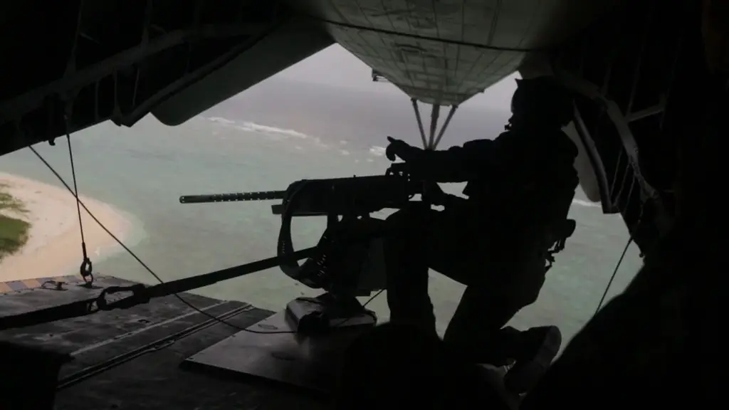 Marine Heavy Helicopter Squadron 466 Conduct Live Fire