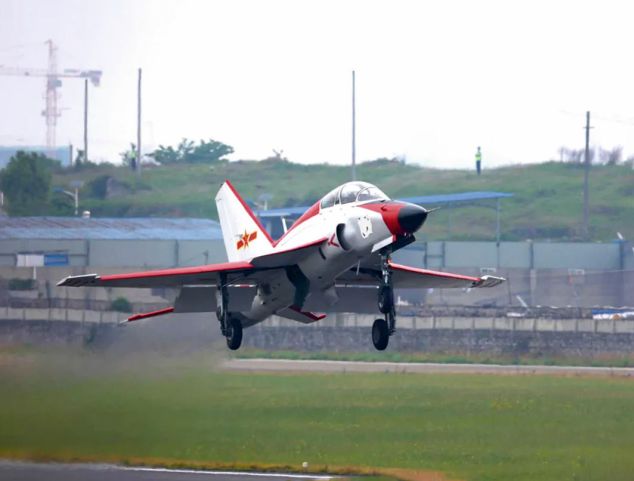 New Naval Variant of Chinaâ€™s JL-9 Jet Trainer Conducts Maiden Flight