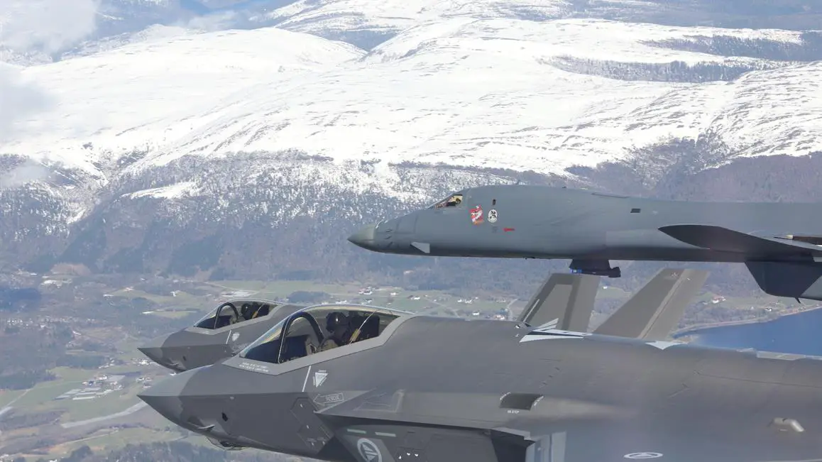 Norwegian F-35s and US Air Force B-1s training together in Norway. Photo by the Norwegian 331 Squadron