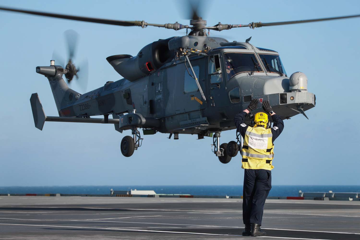 Royal Navy Commando Wildcat Helicopter Debuts on HMS Queen Elizabeth