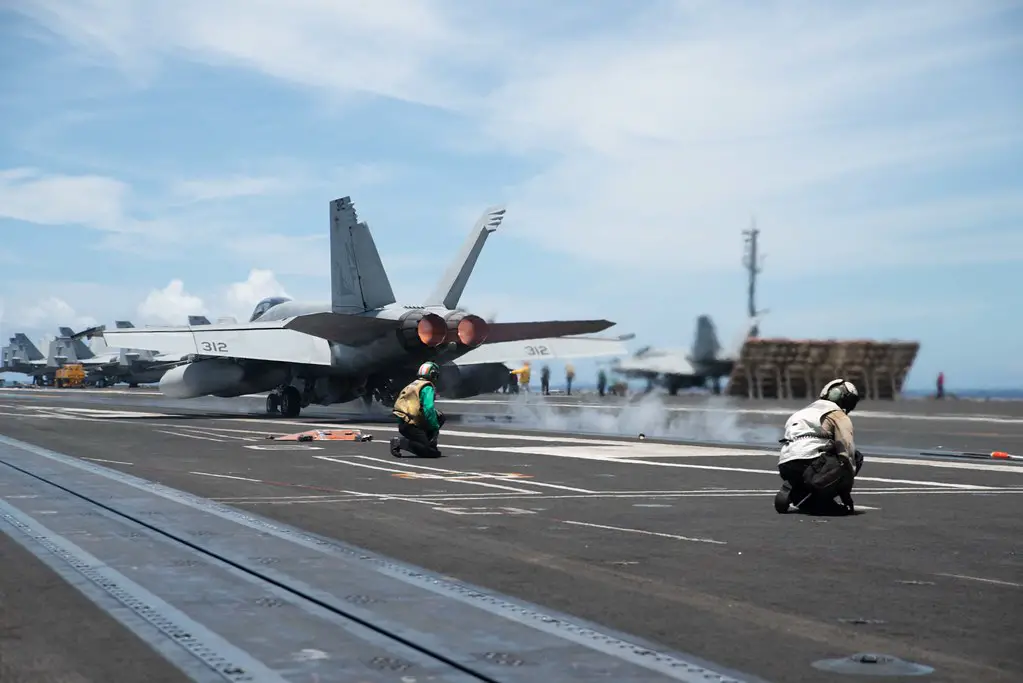 Nimitz and Ronald Reagan Carrier Strike Groups Operate Together in the Philippine Sea