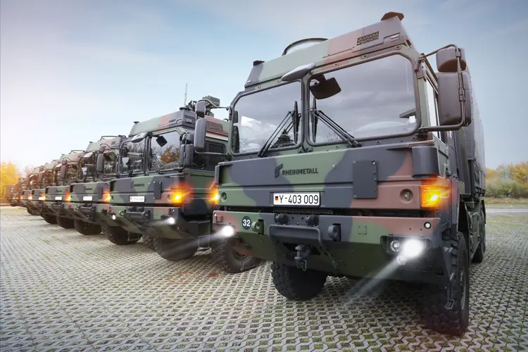 Rheinmetall MAN Military Vehicles (RMMV) has won a â‚¬348 million contract to deliver 540 (230 with armored cabs) HX eight-wheeled â€˜body swap' trucks from 2021. Total contract value is â‚¬2 billion, for up to 4,000 swap body systems.