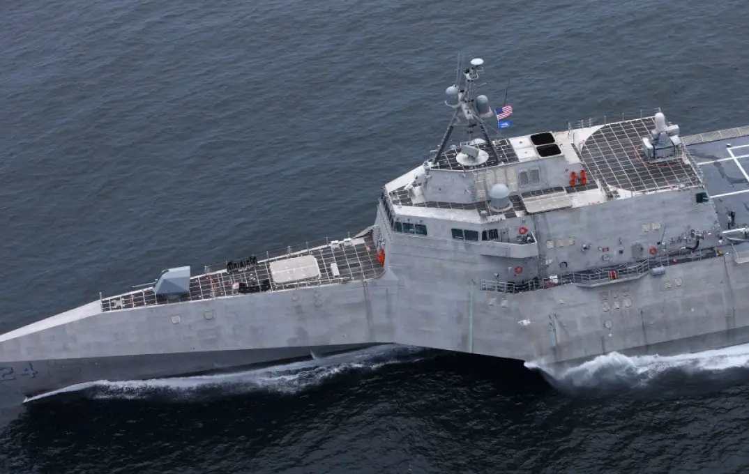  U.S. Navy USS Oakland (LCS 24)