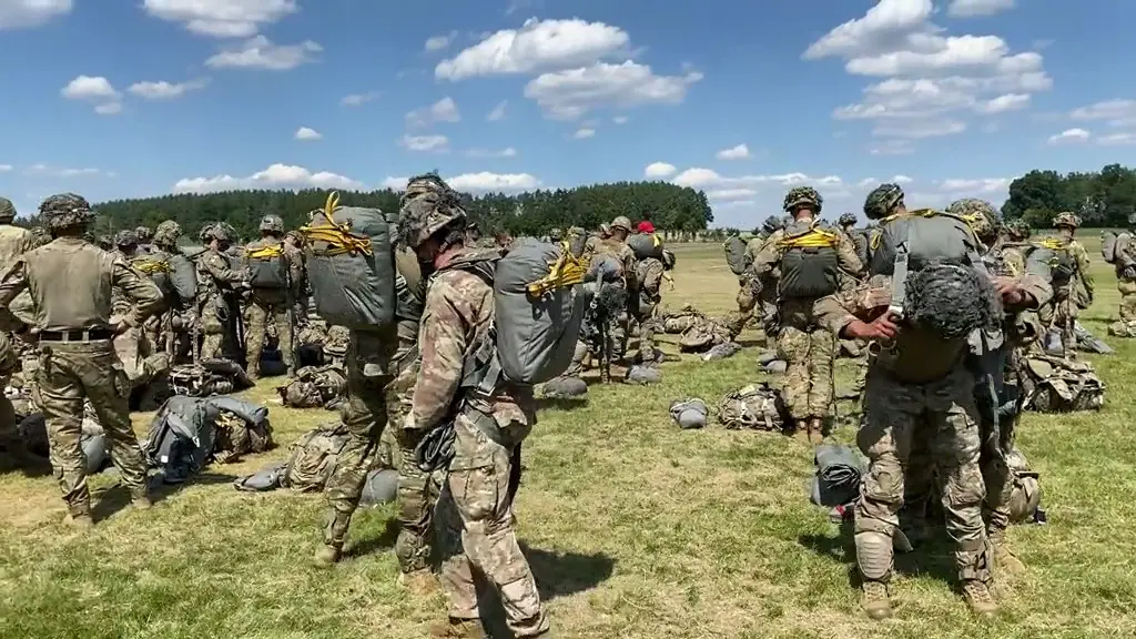 US Army 173rd Airborne Brigade Training B-Roll