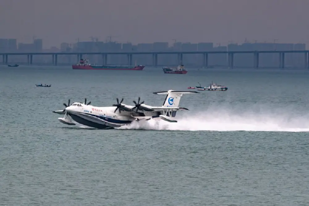 China's AG600 Seaplane Makes Maiden Flight from Sea