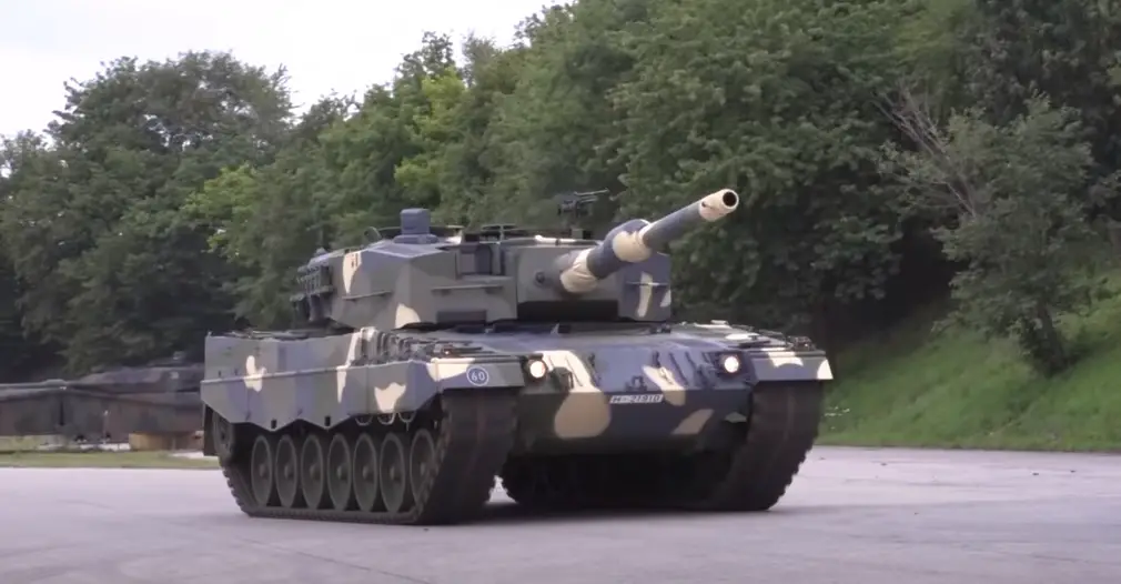 Hungarian Army Leopard 2 Main Battle Tanks Are Ready