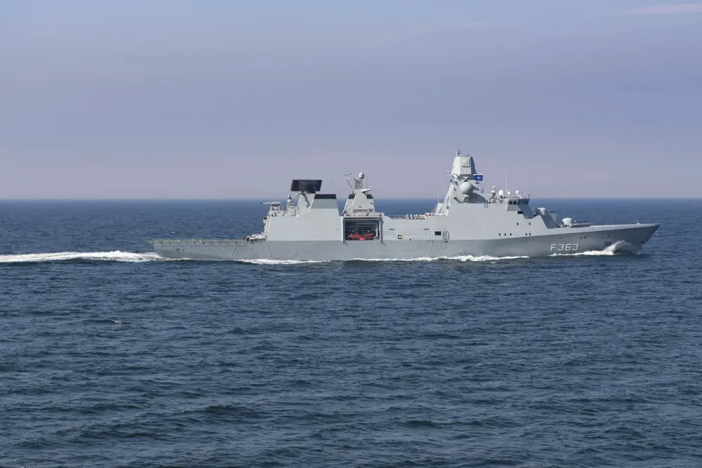 The Danish Iver Huitfeldt-class frigate HMDS Niels Juel (F 363) transits the Danish Straits (U.S. Navy photo by Mass Communication Specialist 3rd Class Ford Williams/Released)