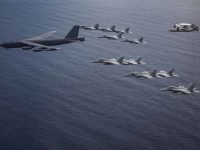 US Air Force Sends B-52 Bomber Over South China Sea as PLAN Steps-up Naval Drills