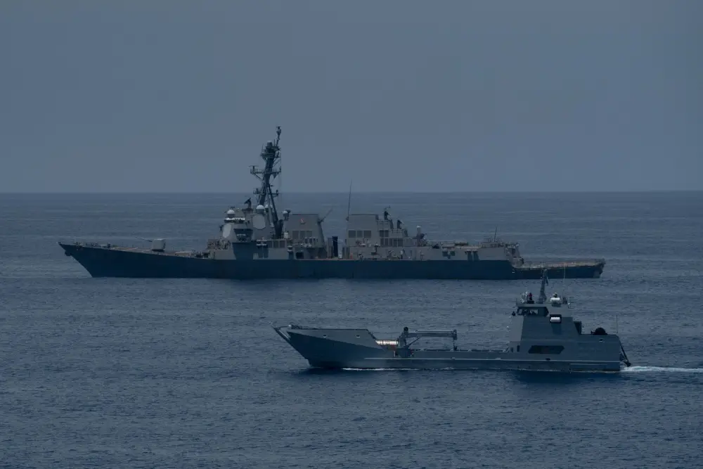 US Navy USS Halsey Completes PASSEX with Guatemalan Navy