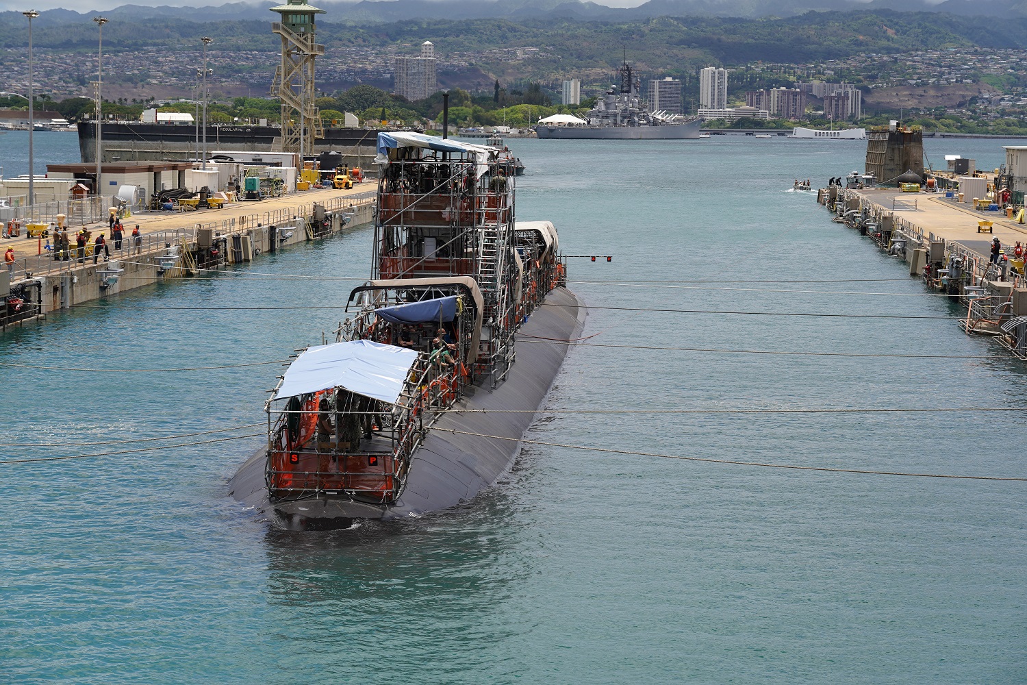 Pearl Harbor Naval Shipyard Successfully Undocks USS Columbia (SSN 771)