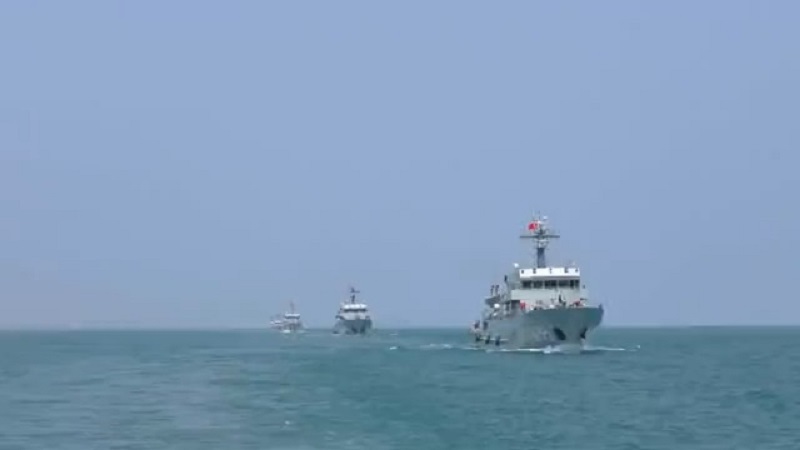 PLA Navy Conducts Mine-hunting Countermeasures Training in East China Sea