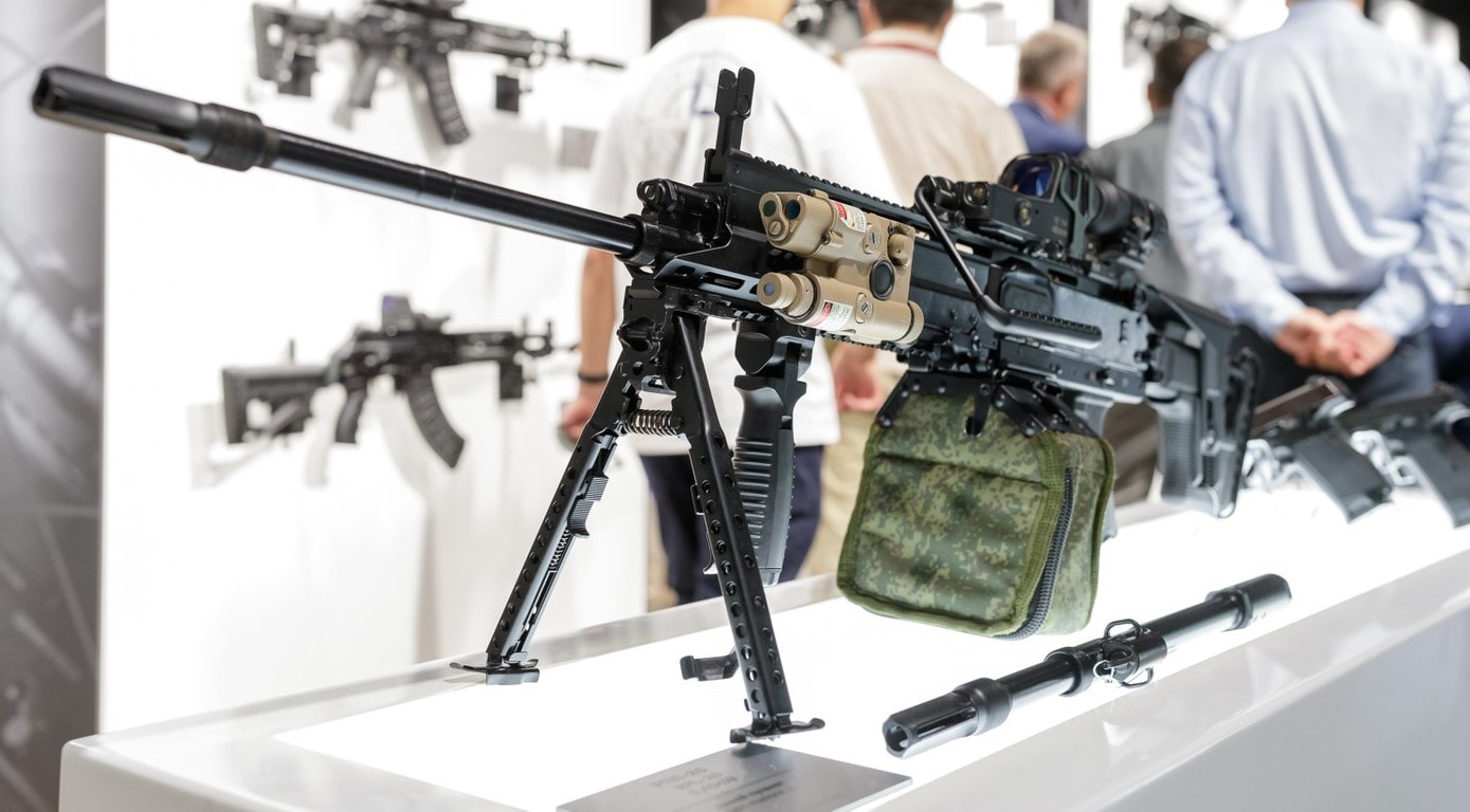 Kalashnikov Reveals RPL-20 Belt-fed Light Machine Gun