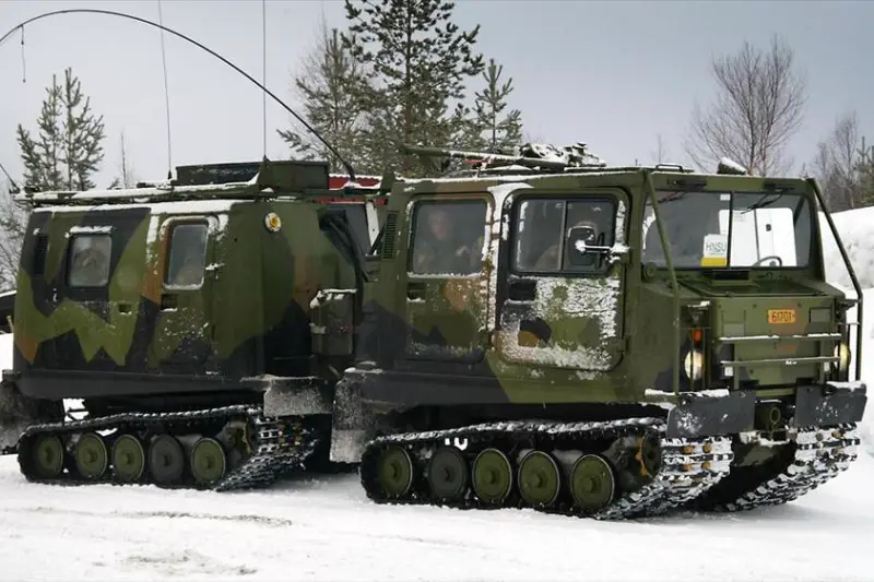 The Bandvagn 206 articulated tracked armored vehicles in service with the Dutch military will be replaced from 2024 by a new vehicle being jointly developed for Germany, the Netherlands, the United Kingdom and Sweden. foto: Een Noorse Band Vagon (BiVi) transport voertuig.