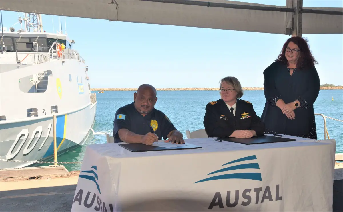 LCDR Emerson Nobuo, Commanding Officer PSS President H.I. Remeliik II and The Hon Melissa Price MP, Minister for Defence Industry (Image: Austal)
