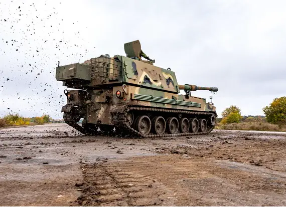 Estonia Receives South Korean K9 Thunder Self Propelled Howitzers