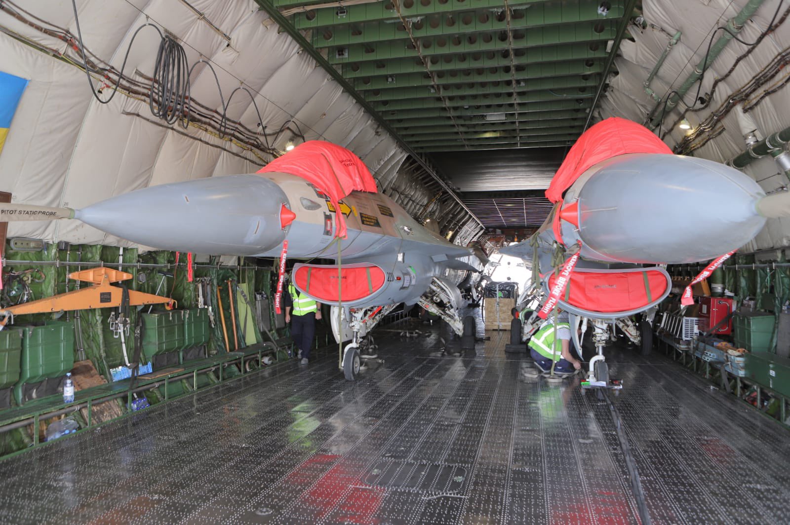 Canada's Top Aces Begins Receiving Surplus Israel Air Force F-16s