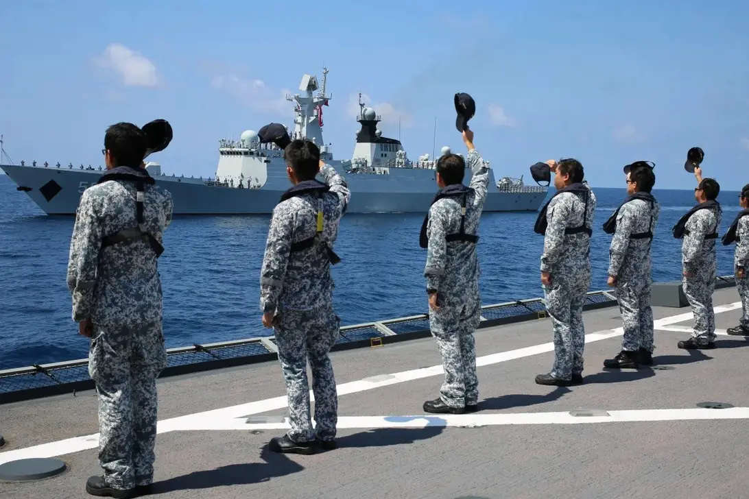 China and Singapore Navies Conduct Joint Naval Exercise