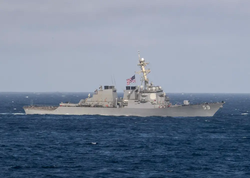 Arleigh burke-class guided-missile destroyer USS Russell (DDG 59)