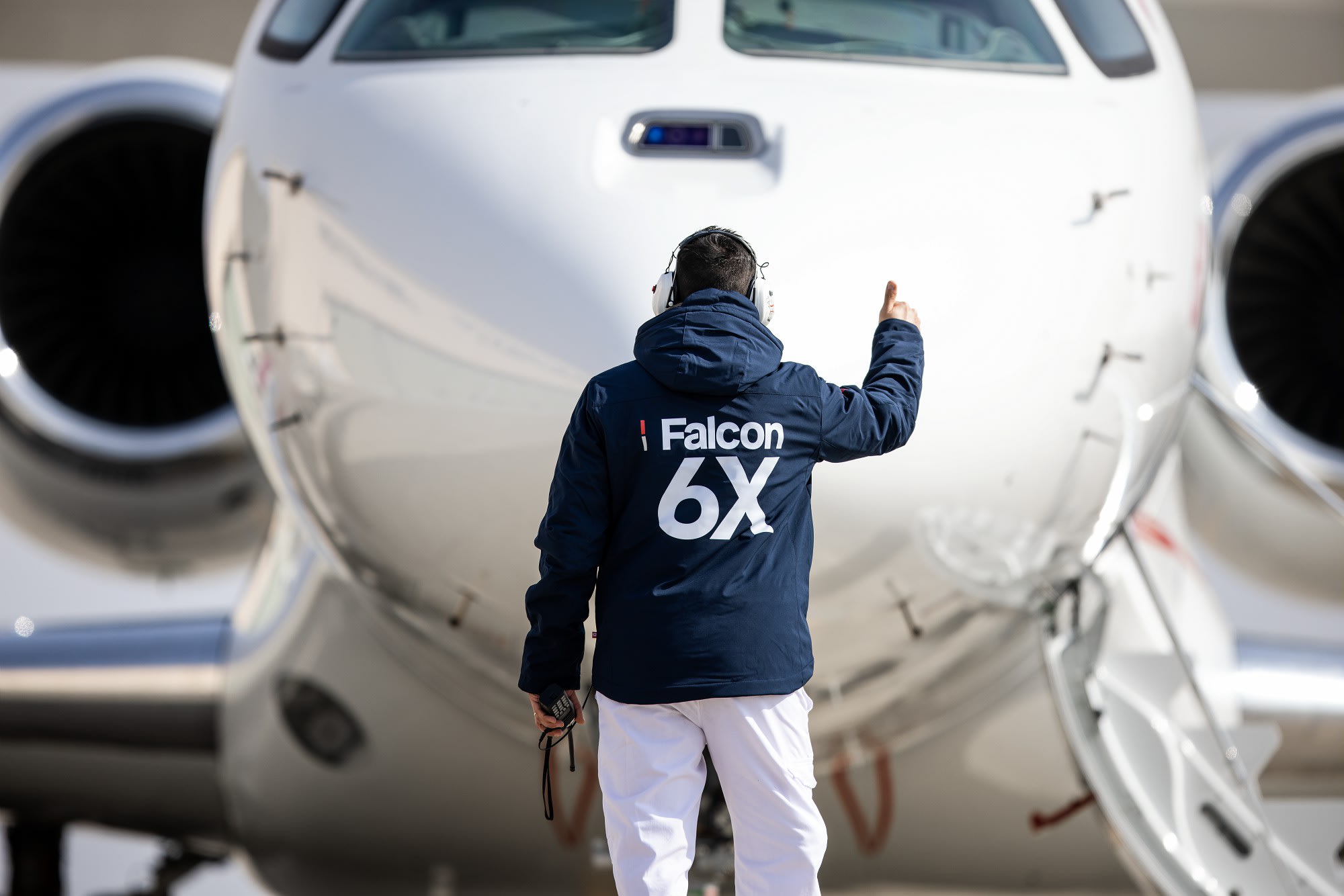Dassault Aviation Falcon 6X Completes Maiden Flight